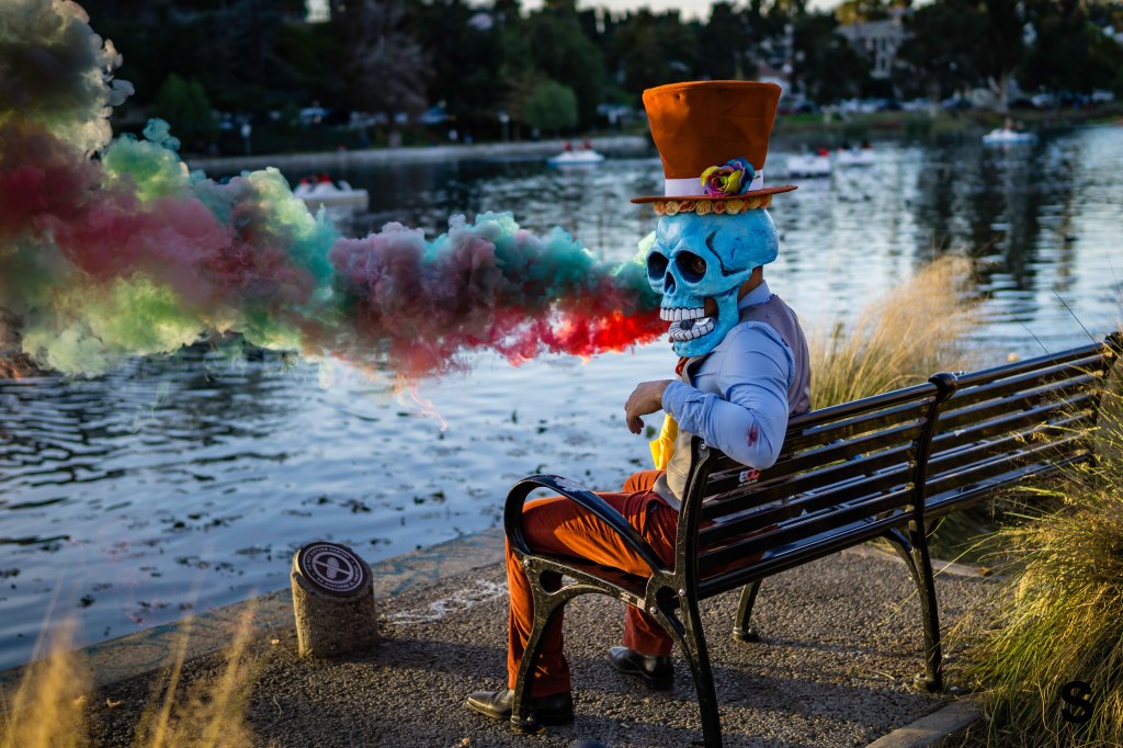 unusual ways people die